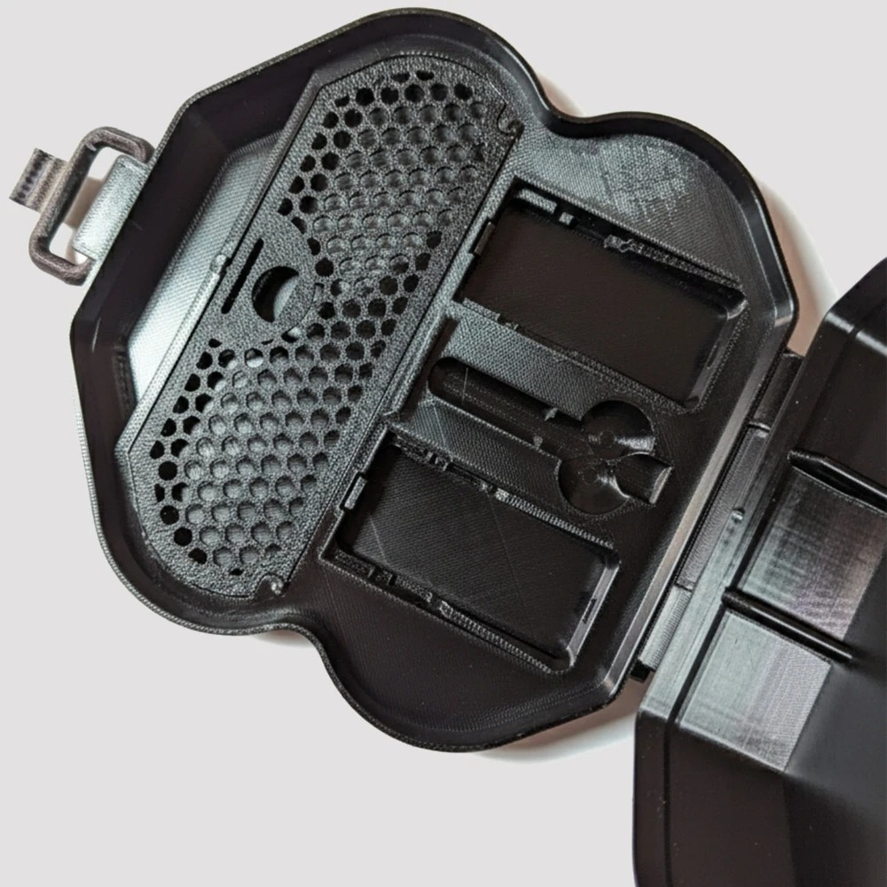 حقيبة حمل متعددة الوظائف لـ DJ - مراجعة Drone Battery Case وسعره